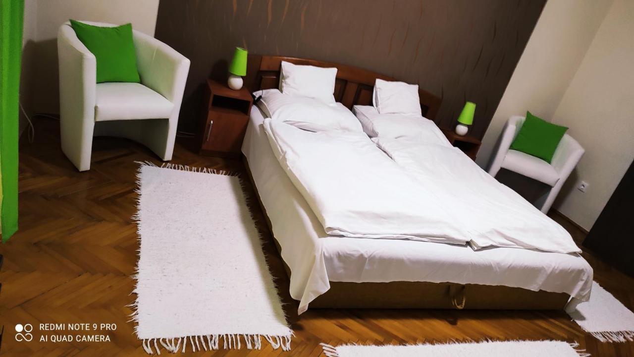 Viva Apartman Sárvár Extérieur photo